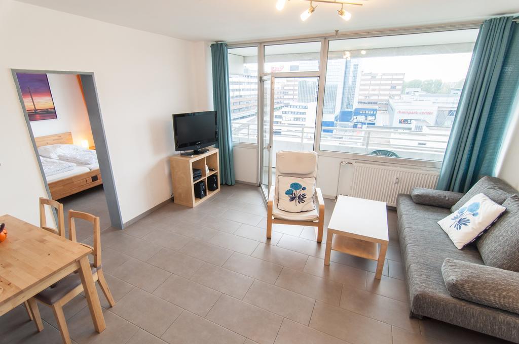Monteurwohnung Neuss Rom bilde